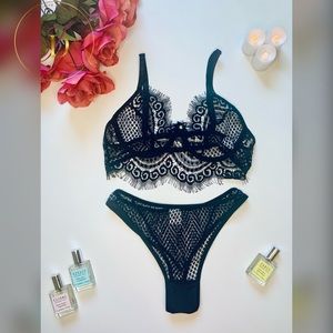 "Feeling Frisky" Lace Bralette Set